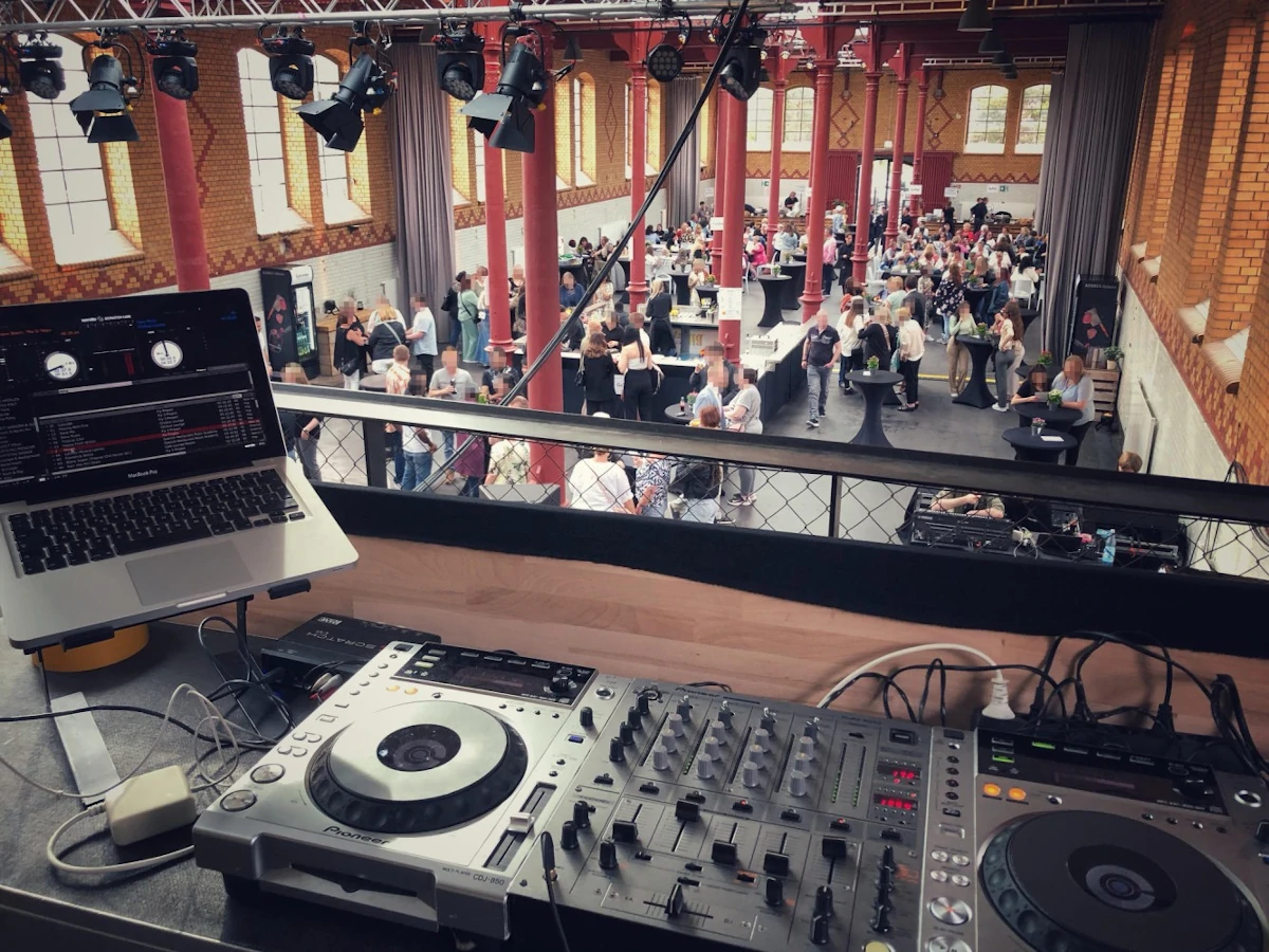 DJ für Firmen-Events auf den Kanaren